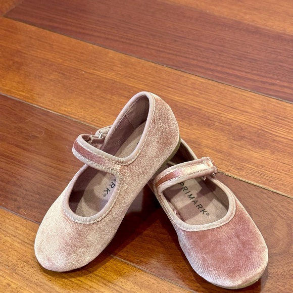 Assorted princess shoes for toddler girls🎀 - Picture 3 of 4